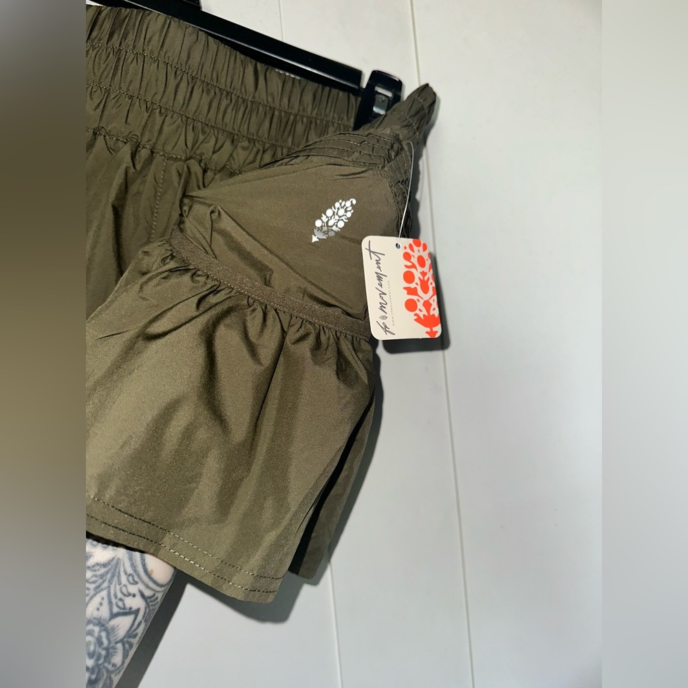NWT Free People Movement Get Your Flirt On Shorts In Dark Olive - Picture 7 of 8